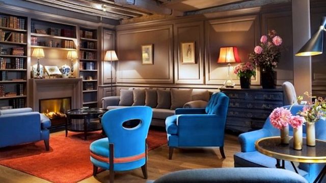 Hotel-Verneuil-Saint-Germain-library