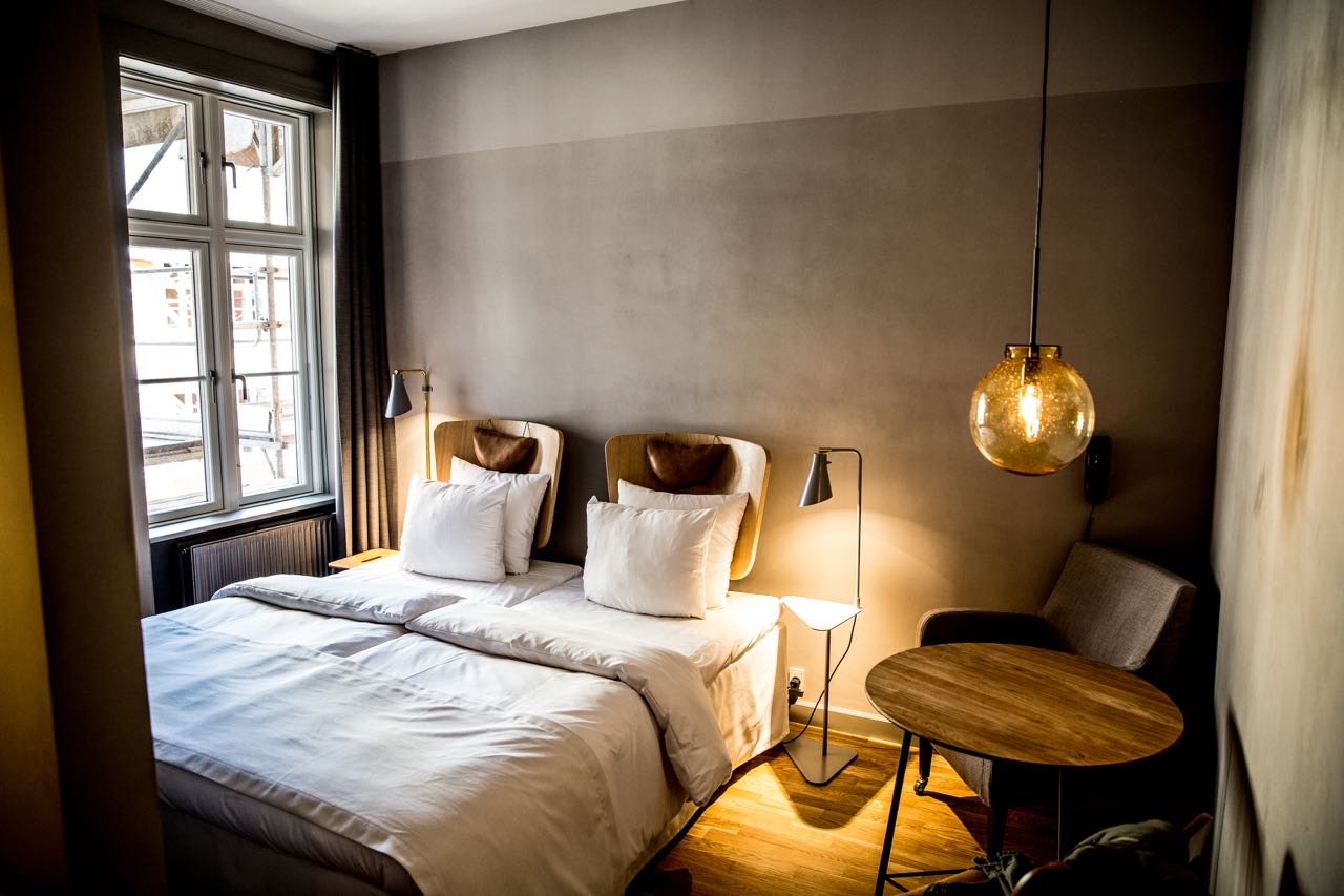 Hotel Chic Chair Beds at Hotel SP34
